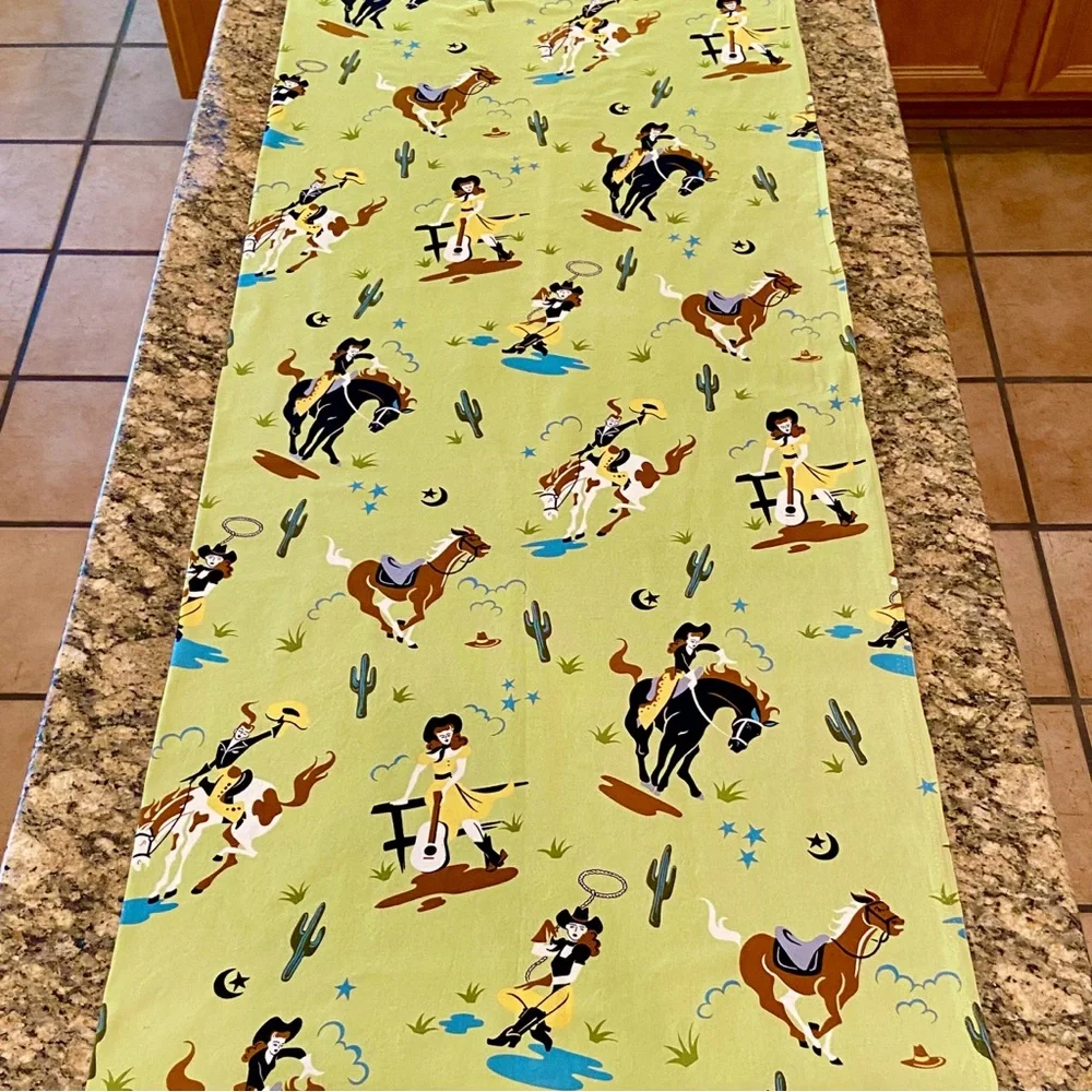 Fabric : Material - Greetings from the West - Robert Kaufman - Retro Western - Picture 1 of 2